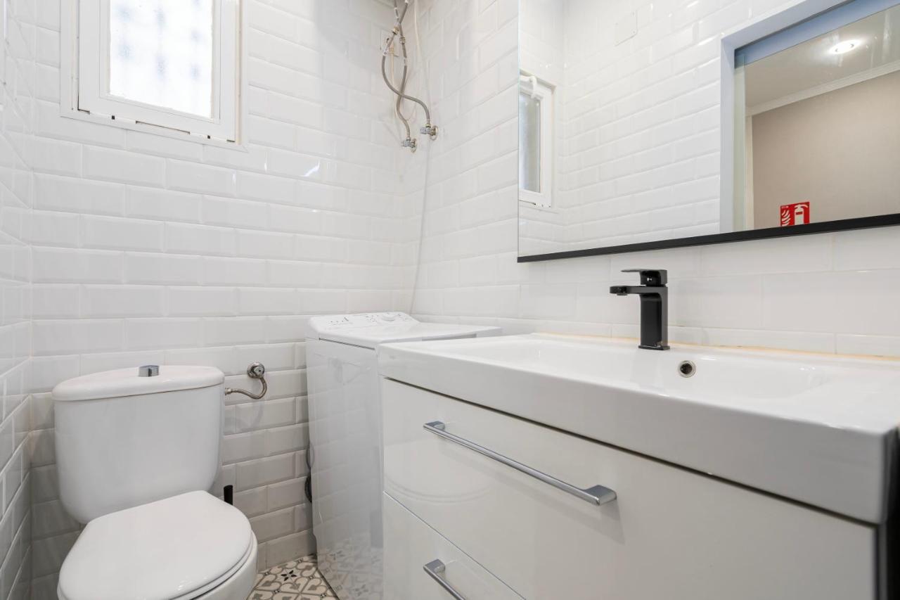 Rodas Apartment Мадрид Екстериор снимка